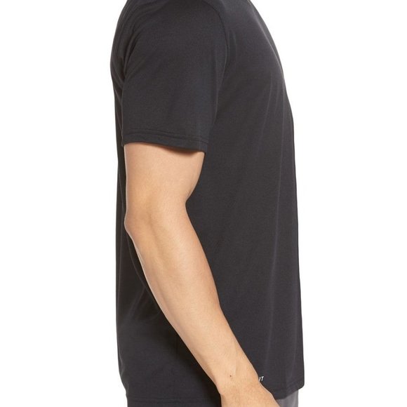 NWT NIKE MEN'S LEGEND 2.0 V-NECK T SHIRT BLACK - Picture 3 of 5